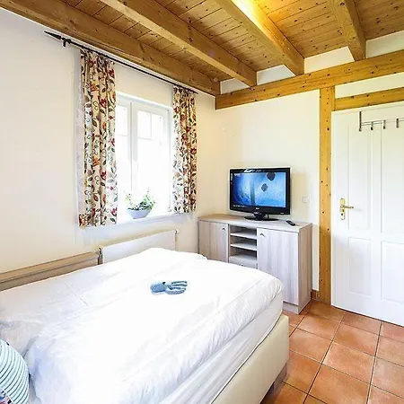 Ferienhaus Seepferdchen, 10b, Haus Rügen 10b