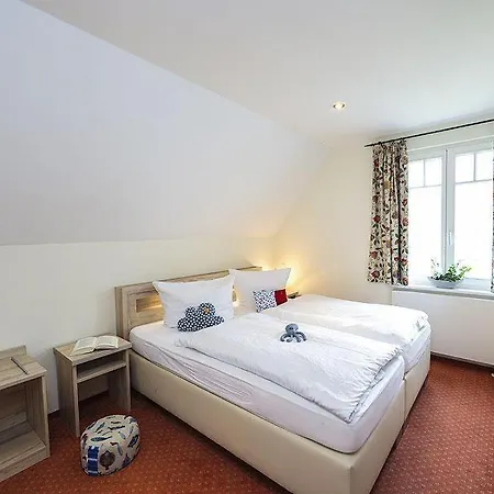 Seepferdchen, 10b, Haus Rügen 10b * Ostseebad Nienhagen