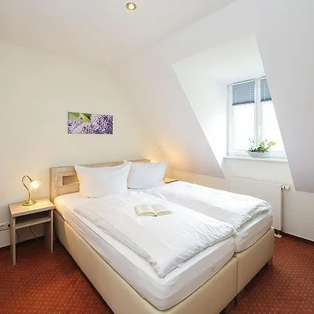 Ferienhaus Seepferdchen, 10b, Haus Rügen 10b