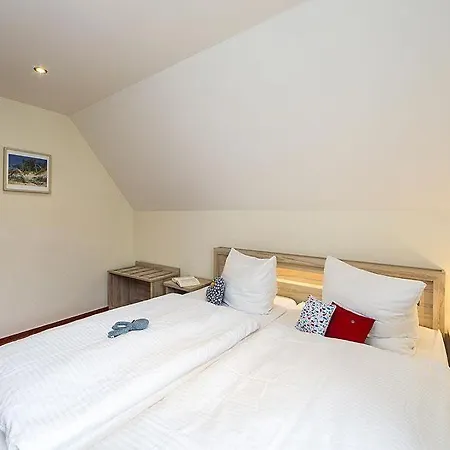 Seepferdchen, 10b, Haus Ruegen 10b Semesterbostad Ostseebad Nienhagen