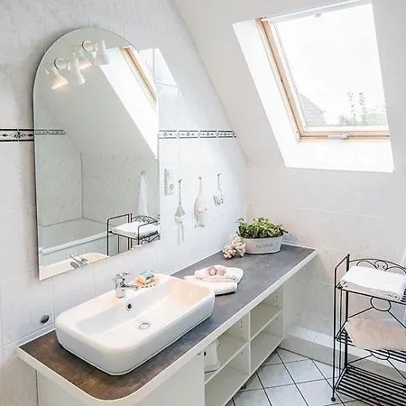 Seepferdchen, 10b, Haus Ruegen 10b Semesterbostad Ostseebad Nienhagen